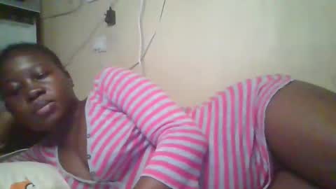 happy_dimple online show from November 2025 12:06:02 PM