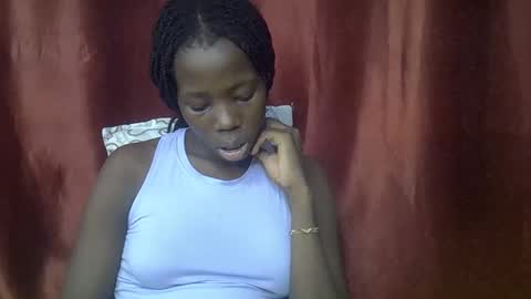 happy_kienyeji online show from November 2025 08:22:02 PM