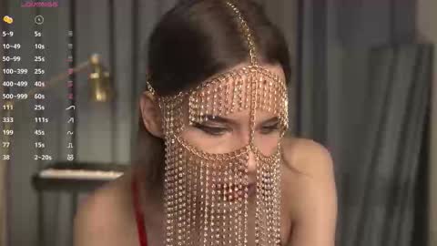 Snapshot of happynewdear chatting on October 2025 12:11:02 AM Evy online show from October 2025 12:11:02 AM