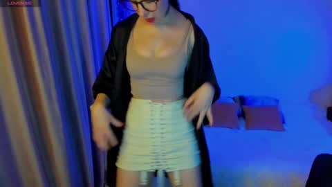 Snapshot of happystephanie chatting on October 2025 04:17:02 PM Stephanie online show from October 2025 04:17:02 PM