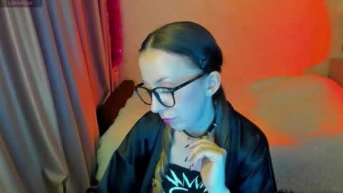 Snapshot of happystephanie chatting on October 2025 02:49:01 PM Stephanie online show from October 2025 02:49:01 PM