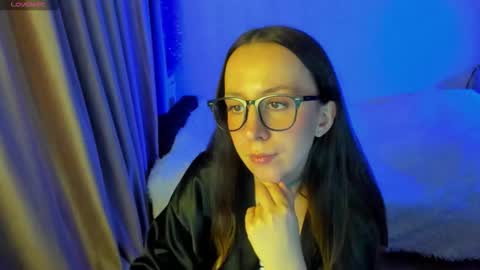 Snapshot of happystephanie chatting on October 2025 04:52:01 PM Stephanie online show from October 2025 04:52:01 PM