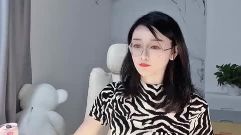 Snapshot of happysweetie168 chatting on March 2025 05:20:02 AM Daisy online show from March 2025 05:20:02 AM