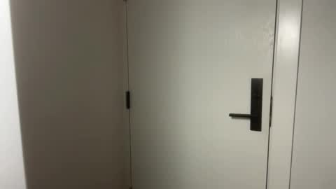 hard4you242 online show from November 2025 02:43:02 AM