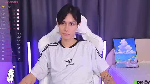 Mark online show from November 2025 05:50:02 AM