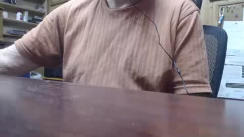 Snapshot of hardbuns chatting on January 2025 01:52:01 PM Brad online show from January 2025 01:52:01 PM