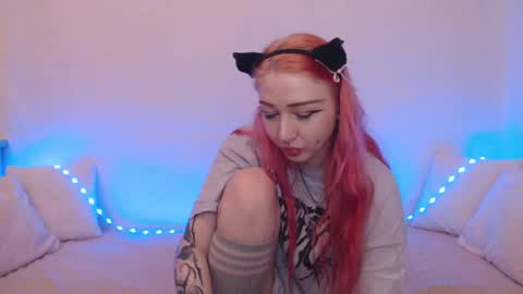 Snapshot of hardcore_x chatting on March 2025 10:09:02 PM Emily online show from March 2025 10:09:02 PM