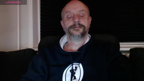 MrLazy online show from December 2024 08:50:01 PM