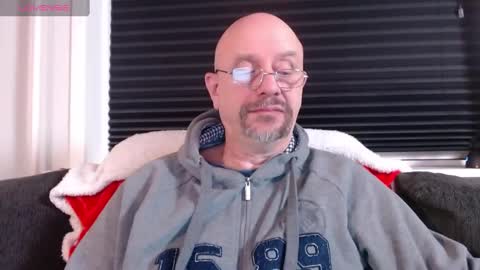 MrLazy online show from January 2025 12:52:02 AM