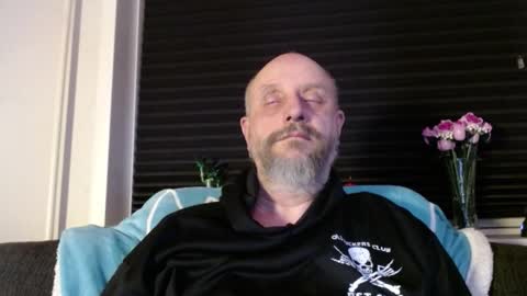 MrLazy online show from February 2026 06:46:01 PM