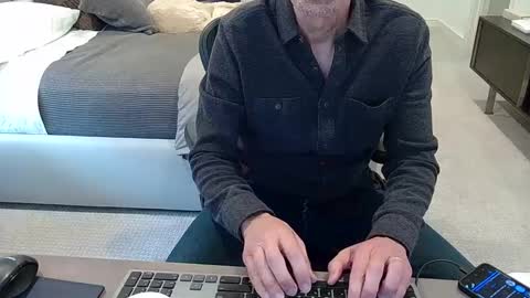 Straight Exhibitionist All Welcome online show from February 2025 08:42:01 PM