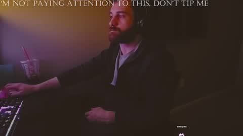 Snapshot of hardswtch chatting on December 2024 10:51:01 PM Tom online show from December 2024 10:51:01 PM