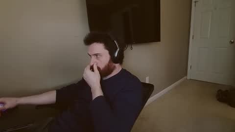 Snapshot of hardswtch chatting on December 2024 06:17:02 PM Tom online show from December 2024 06:17:02 PM