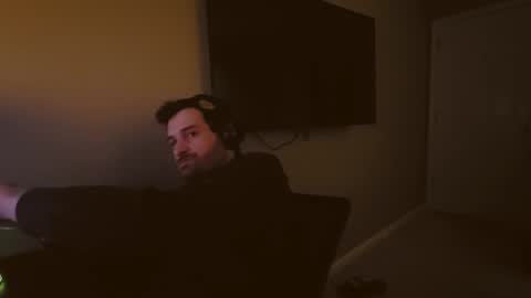 Snapshot of hardswtch chatting on December 2024 08:39:02 PM Tom online show from December 2024 08:39:02 PM