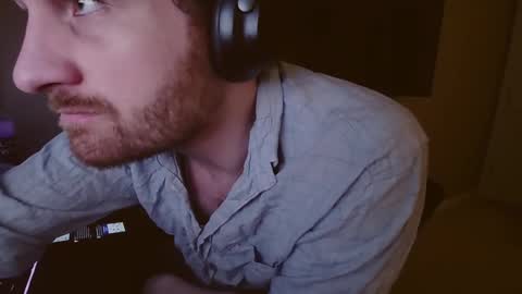 Snapshot of hardswtch chatting on December 2024 09:20:02 PM Tom online show from December 2024 09:20:02 PM