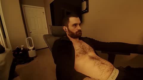 Snapshot of hardswtch chatting on September 2025 01:00:01 PM Tom online show from September 2025 01:00:01 PM