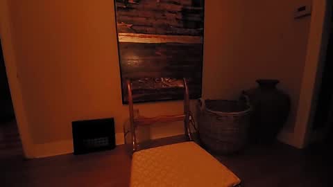 Snapshot of hardswtch chatting on October 2025 05:38:02 AM Tom online show from October 2025 05:38:02 AM