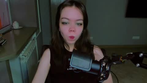 Snapshot of haribo_asmr chatting on February 2025 07:23:01 AM Miss Hari online show from February 2025 07:23:01 AM