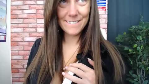 harleyrebz online show from November 2025 12:22:02 PM