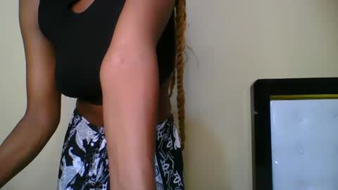 harmlessbitch online show from October 2025 08:20:02 PM