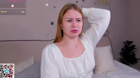 Snapshot of harmony_mills chatting on September 2025 12:44:01 AM Christine online show from September 2025 12:44:01 AM