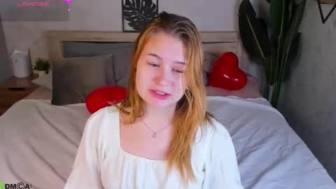 Snapshot of harmony_mills chatting on September 2025 12:22:02 AM Christine online show from September 2025 12:22:02 AM