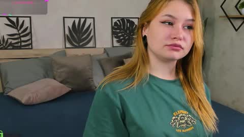 Snapshot of harmony_mills chatting on September 2025 12:01:02 AM Christine online show from September 2025 12:01:02 AM