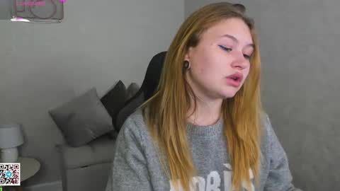 Snapshot of harmony_mills chatting on October 2025 01:50:02 AM Christine online show from October 2025 01:50:02 AM