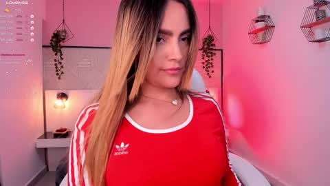 Snapshot of harper_woods chatting on February 2025 12:40:02 AM Harper online show from February 2025 12:40:02 AM