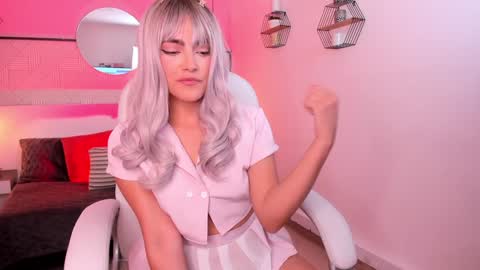 Snapshot of harper_woods chatting on February 2025 11:11:01 PM Harper online show from February 2025 11:11:01 PM