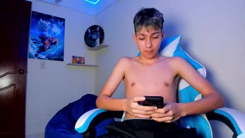 Snapshot of harry_jonshon69 chatting on March 2026 03:52:02 AM harry online show from March 2026 03:52:02 AM