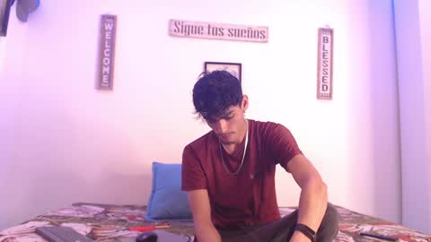 Snapshot of harrythomson1 chatting on January 2025 06:28:02 AM harry thomson online show from January 2025 06:28:02 AM