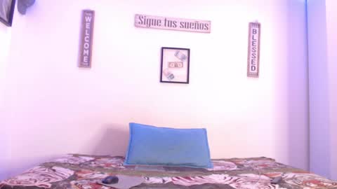 Snapshot of harrythomson1 chatting on January 2025 01:08:01 AM harry thomson online show from January 2025 01:08:01 AM