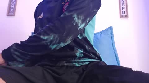 Snapshot of harrythomson1 chatting on February 2025 09:41:01 AM harry thomson online show from February 2025 09:41:01 AM