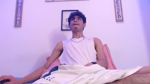 Snapshot of harrythomson1 chatting on March 2025 06:26:02 AM harry thomson online show from March 2025 06:26:02 AM