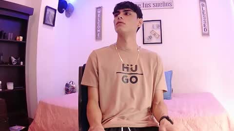 Snapshot of harrythomson1 chatting on September 2025 06:19:02 PM harry thomson online show from September 2025 06:19:02 PM