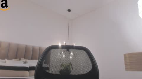 Snapshot of harryy_joness chatting on December 2024 05:31:02 PM Harry Jones online show from December 2024 05:31:02 PM