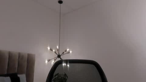 Snapshot of harryy_joness chatting on February 2025 05:39:02 PM Harry Jones online show from February 2025 05:39:02 PM