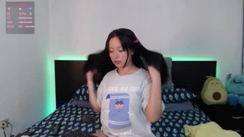 Snapshot of haru_420 chatting on September 2025 11:21:01 AM Sofia Damin online show from September 2025 11:21:01 AM