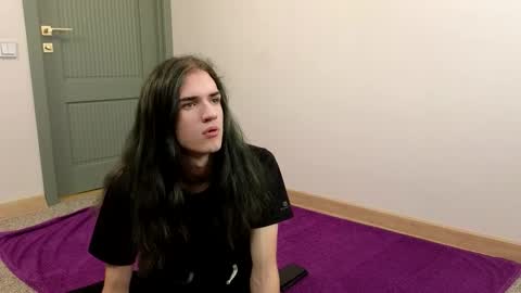 Snapshot of harvey_hair chatting on November 2025 01:44:01 PM harvey_hair online show from November 2025 01:44:01 PM