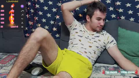 Snapshot of harvey_ren chatting on February 2025 09:43:02 PM Harvey online show from February 2025 09:43:02 PM