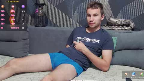 Snapshot of harvey_ren chatting on October 2025 07:57:02 PM Harvey online show from October 2025 07:57:02 PM