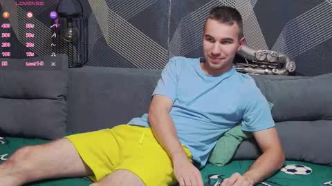 Snapshot of harvey_ren chatting on October 2025 09:37:01 PM Harvey online show from October 2025 09:37:01 PM