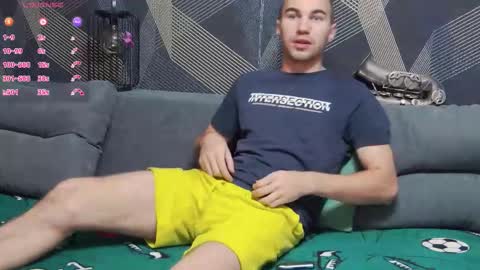 Snapshot of harvey_ren chatting on October 2025 08:29:01 PM Harvey online show from October 2025 08:29:01 PM