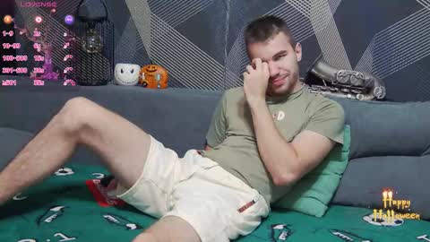 Snapshot of harvey_ren chatting on October 2025 09:49:01 PM Harvey online show from October 2025 09:49:01 PM