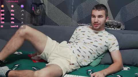 Snapshot of harvey_ren chatting on November 2025 09:15:01 PM Harvey online show from November 2025 09:15:01 PM