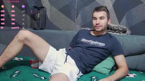 Snapshot of harvey_ren chatting on November 2025 09:03:02 PM Harvey online show from November 2025 09:03:02 PM