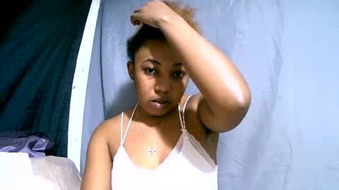 hasimina09 online show from October 2025 01:30:01 PM