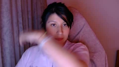 Snapshot of hasley_bbylee chatting on June 2026 03:59:01 AM lady online show from June 2026 03:59:01 AM