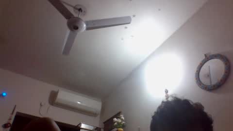 Snapshot of hastra358 chatting on October 2025 08:42:01 PM hastra hot online show from October 2025 08:42:01 PM